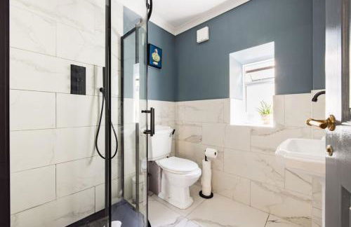 Luxurious Complex: 2 barns together edge of Frome - Photo 28