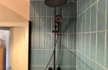 Stylisches City Apartment mit Balkon und Garage - Foto 36