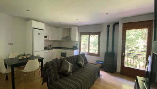 Precioso apartamento con vistas montaña o rio - Foto 2