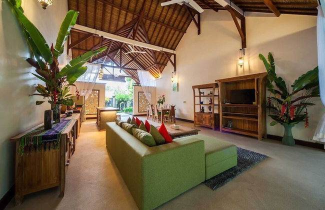 Infinity Jungle View Aashaya Villa Ubud - Photo 15