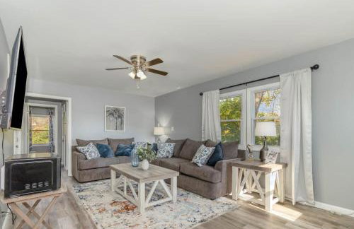 Furnished Ranch Home with FREE washer and dryer - Foto 1