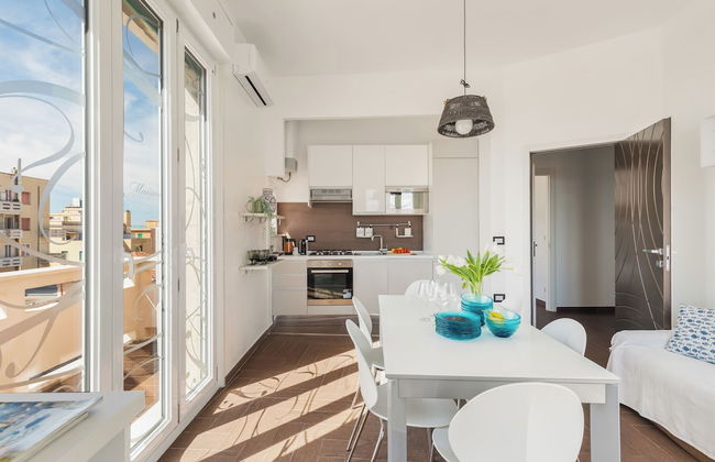 Beach Apartment - Photo 17