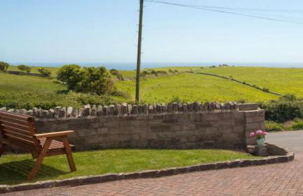 Spacious Coastal Home with Stunning Sea Views - Foto 31