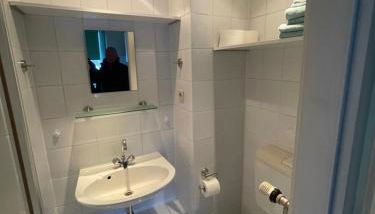 Gästewohnung in Forst (Lausitz) - Foto 5, towels, Shower