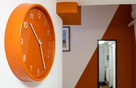 NEWLY Refurbed - Large Studio Apt With Private Parking - Foto 29