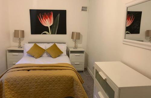 Central 1-Bed Apt Sleeps 4 5 mins to Station - Photo 39