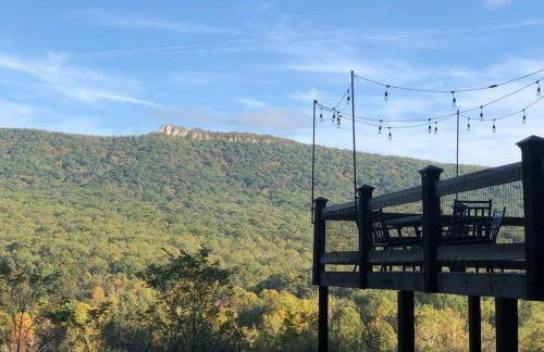 Cozy Historic Cabin with stellar view of Big Schloss - Foto 27