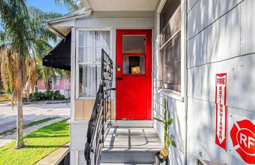 Large Top Floor Lookout (Pet-friendly) King 1 Bed - Foto 8