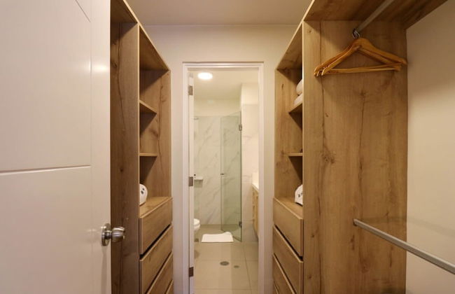 w Splendid 1BR With Balcony in Miraflores - Photo 46