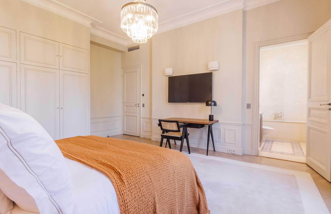 Luxury Mansion With Garden in Heart of Neuilly - Foto 11