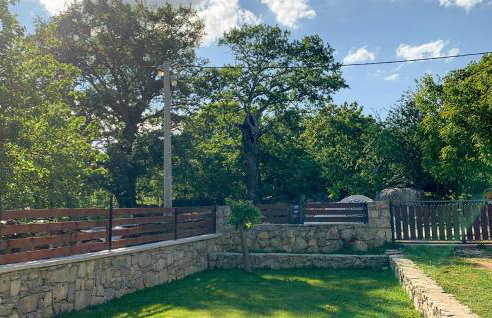 1 Bedroom Lovely Home In Medvida - Foto 13