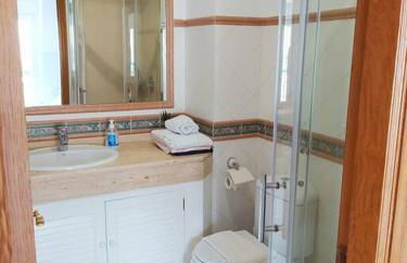 Precioso ático con vistas a pie de playa - Foto 22