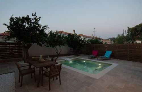Villa Samos - Renovated stone villa with private pool- 2 min from the sea! - Foto 76