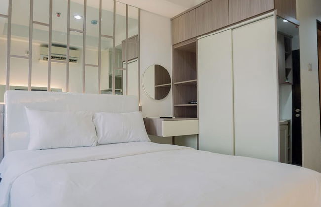 Homey And Cozy Stay Studio Belmont Residence Puri Apartement - Foto 5