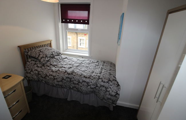 Modern two Bedroom Apartment Ideally Located - Foto 4