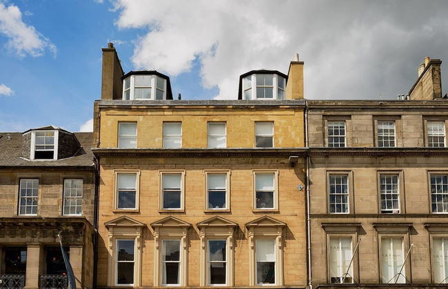 JOIVY Luxury George Street Apartments: Edinburgh Suite - Photo 24