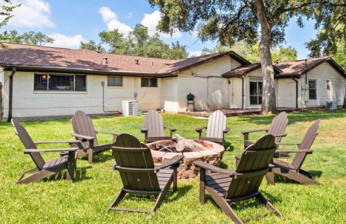 Pet-Friendly Aggie Village - Fire Pit Games and walk to Texas AnM - Foto 1