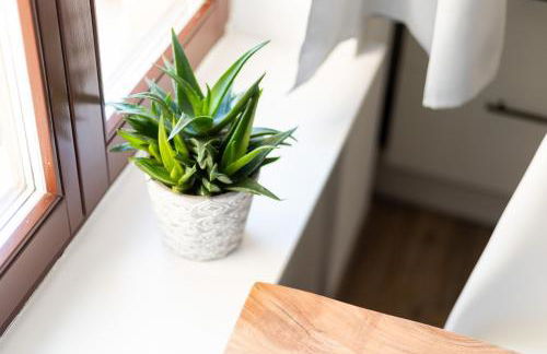 Apartments am Neuen Theater - Parkplatz nach Verfügbarkeit - Altstadt - Küche - Wifi - Powered by Ko-Living - Foto 20