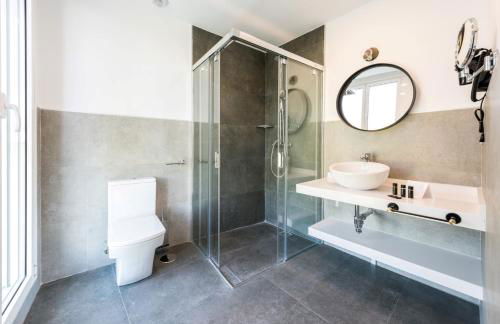 Plaza de España Skyline - Photo 28