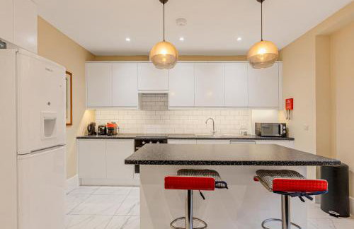 Charming 2BR flat w garden, 10min Clapham South St - Foto 18