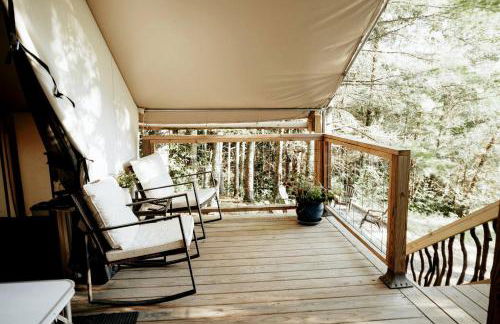 Enchanting Blue Ridge Mountains Lodging with a Wood-Burning Stove in Lenoir, NC - Foto 11