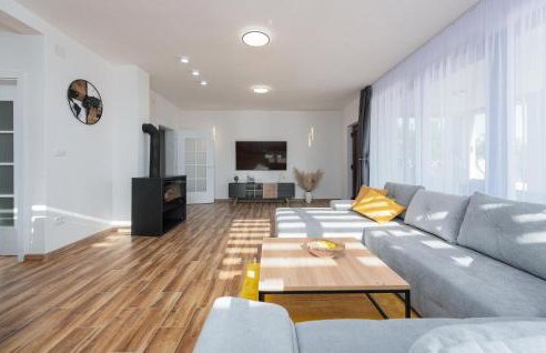 Beautiful Home In Musaluk - Photo 21