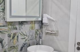 La Avenida - Foto 18