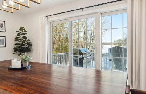 Winnisquam Landing Lakefront Firepit Deck - Foto 13