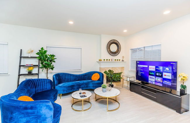 Elegant Pasadena Retreat Prime Comfort Awaits - Foto 37