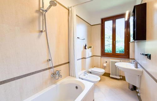 Dimora Larianda - Private Parking and Garden - Foto 8