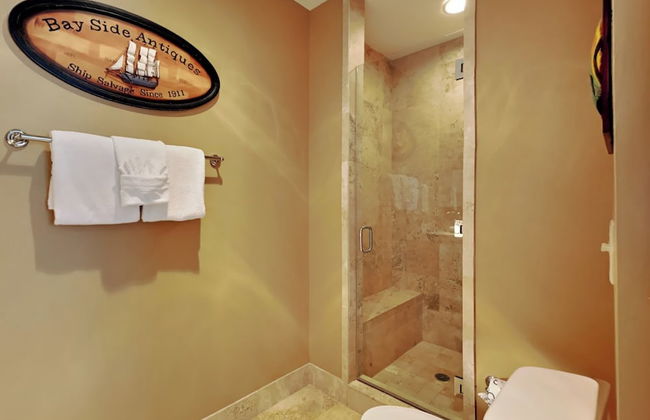 Mediterranean by Southern Vacation Rentals - Foto 50