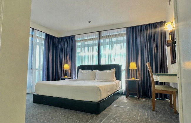 Luxy Service Suites At Times Square - Photo 26