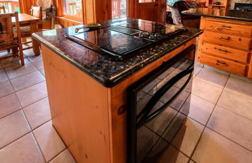 Willow Cove Lodge- 5 bedrooms with a hot tub - Foto 26