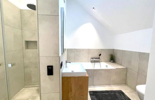 Smart Living Worms - Photo 29