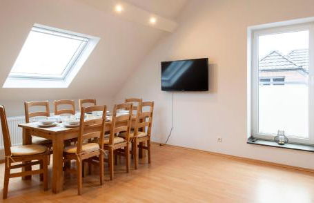 Stay and Work Apartment - 8 single beds - Garage - Foto 7