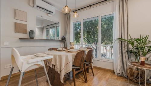 NEW Refurbished Modern Apartment - Photo 3, Other