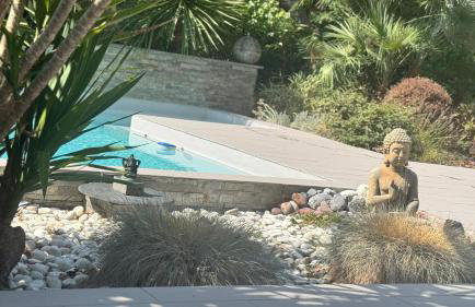 Villa standing piscine privée en écrin de verdure - Foto 2