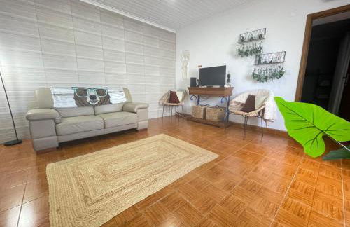 House In The Valley - Photo 11