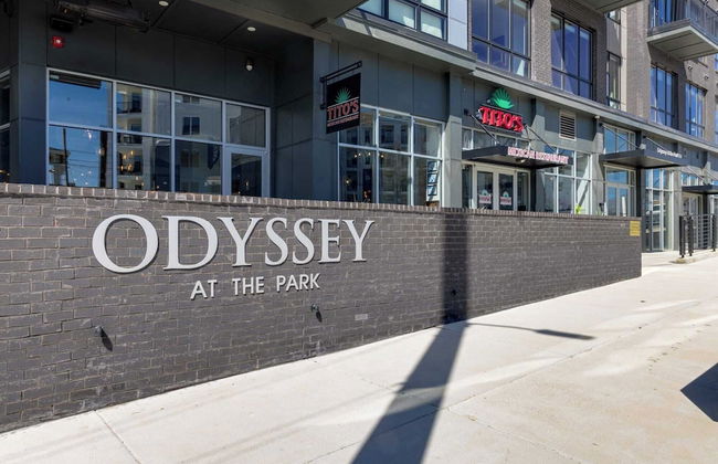 New Modern 2bdr in Walkable Midtown w/ Gym, Pool Honkey-tonk by Avantstay - Foto 42