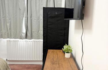 BF-Compact Room fits 1 in Wembley! - Foto 3