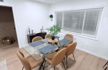 2BR 2BA Home Hot Tub, Firepit, Yard, BBQ, Parking - Foto 19