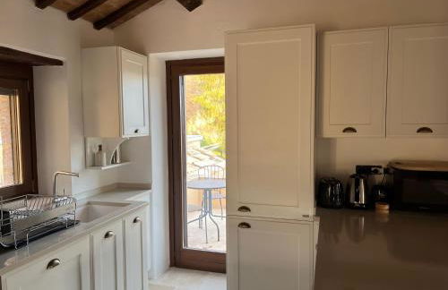 Vineyard Farmhouse in Massignano - Foto 43