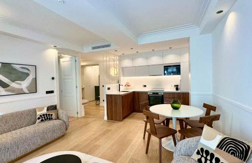 OPERA PROMENADE 4 Renovated 3 Bedrooms Balcony Sea View AC - Foto 4