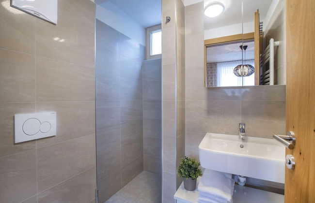 Modern Flat With Sauna & Balcony - Photo 12