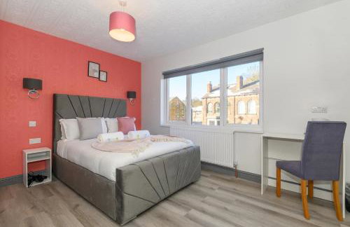 Suite in Leeds Shared Kitchen Parking2 - Pass the Keys - Photo 7