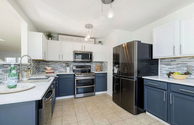 Spacious 4BR Home With Pool in Indianapolis - Foto 5