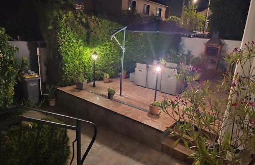 Proche Paris, Aéroports Roissy Charles de Gaulle, Bourget, Parc des Expositions Villepinte - Foto 30