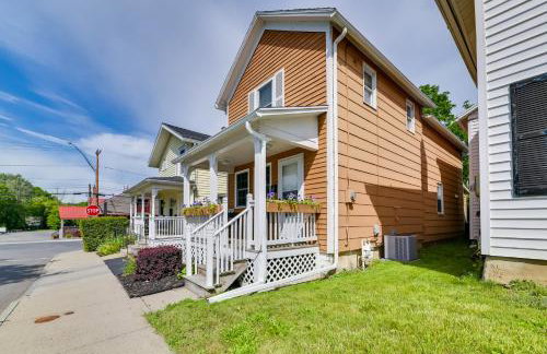 Walk to Parks and Dining Cozy Canandaigua Home! - Foto 30