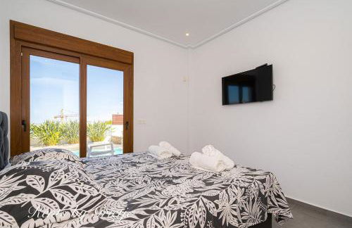 Villa Breda,Stylish villa with pool and views in Polop de la Marina, Alicante - Foto 22