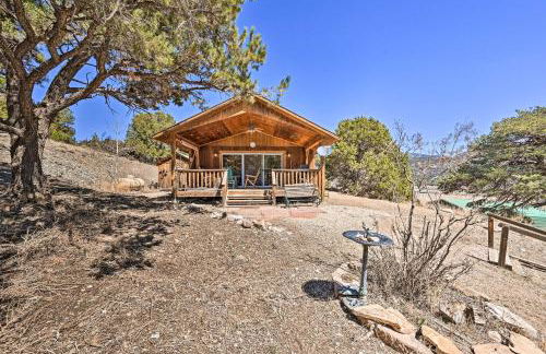 4-Season Mountain Escape with Breathtaking View! - Photo 2